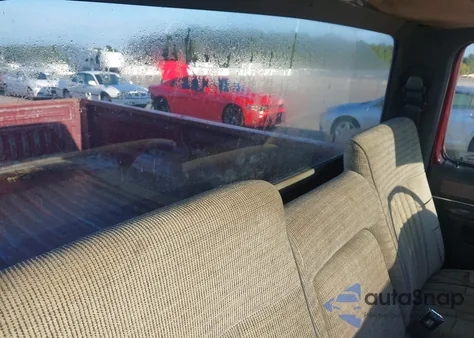 1990 Ford F150 from USA, damaged, VIN 1FTDF15Y2LLA41897